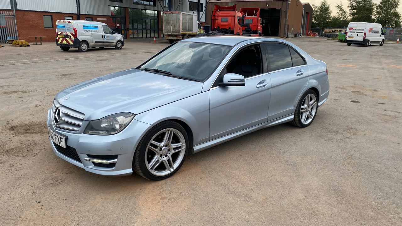 MERCEDES-BENZ C CLASS C220 CDI BLUEEFFICIENCY AMG - Sedan: picture 2 MERCEDES-BENZ C CLASS C220 CDI BLUEEFFICIENCY AMG - Sedan: picture 2