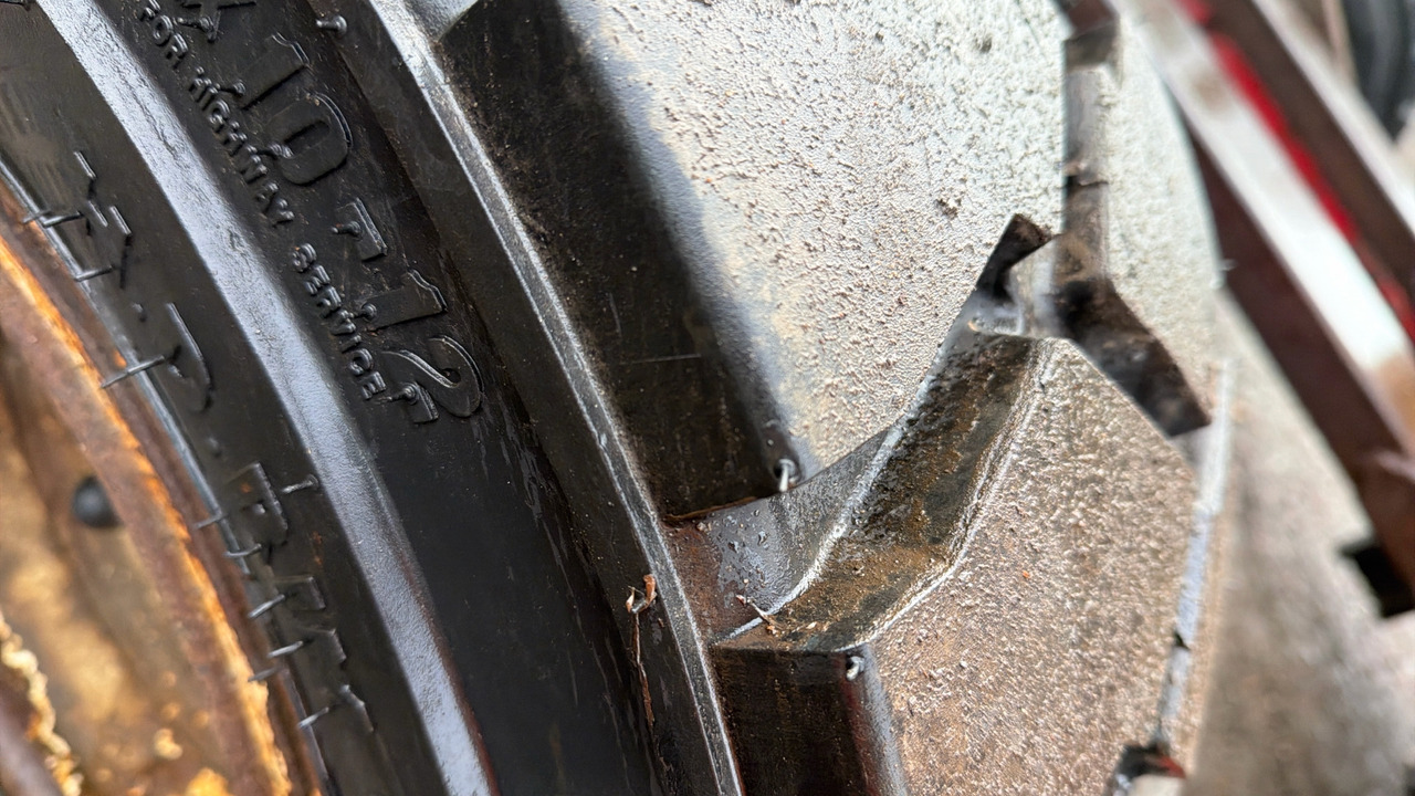 Truck mounted forklift MOFFETT M4 20.3: picture 9