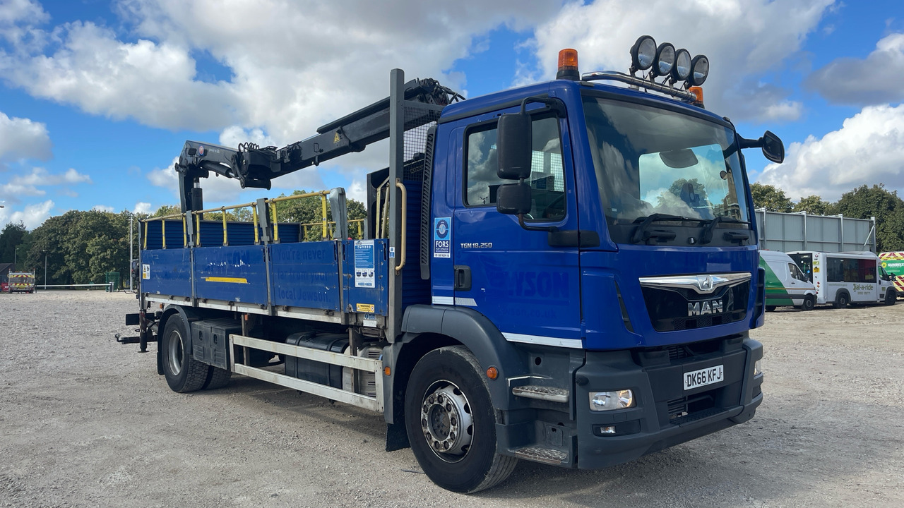 Man TGM 18.250 - Dropside/ Flatbed truck, Crane truck: picture 1 Man TGM 18.250 - Dropside/ Flatbed truck, Crane truck: picture 1