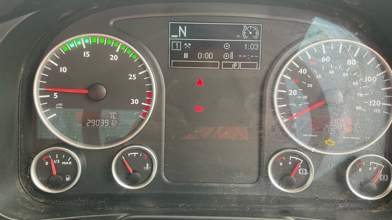 Dropside/ Flatbed truck, Crane truck Man TGM 18.250: picture 6