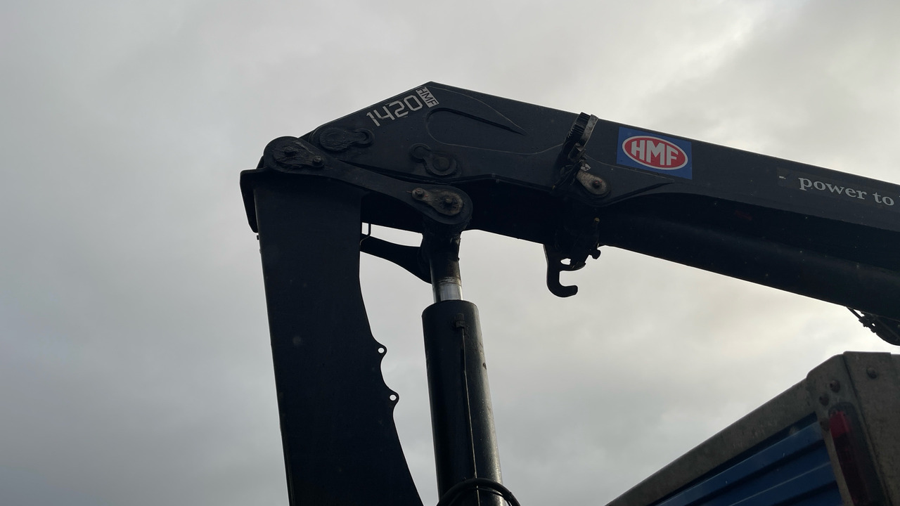 Dropside/ Flatbed truck, Crane truck Man TGM 18.250: picture 15