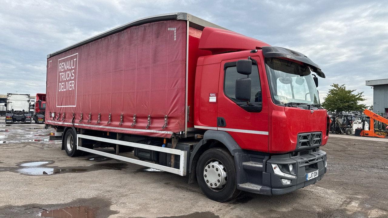 RENAULT D 18 - Curtainsider truck: picture 1 RENAULT D 18 - Curtainsider truck: picture 1