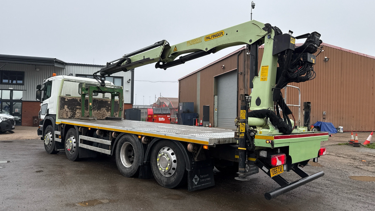 SCANIA P 450 - Dropside/ Flatbed truck, Crane truck: picture 3 SCANIA P 450 - Dropside/ Flatbed truck, Crane truck: picture 3