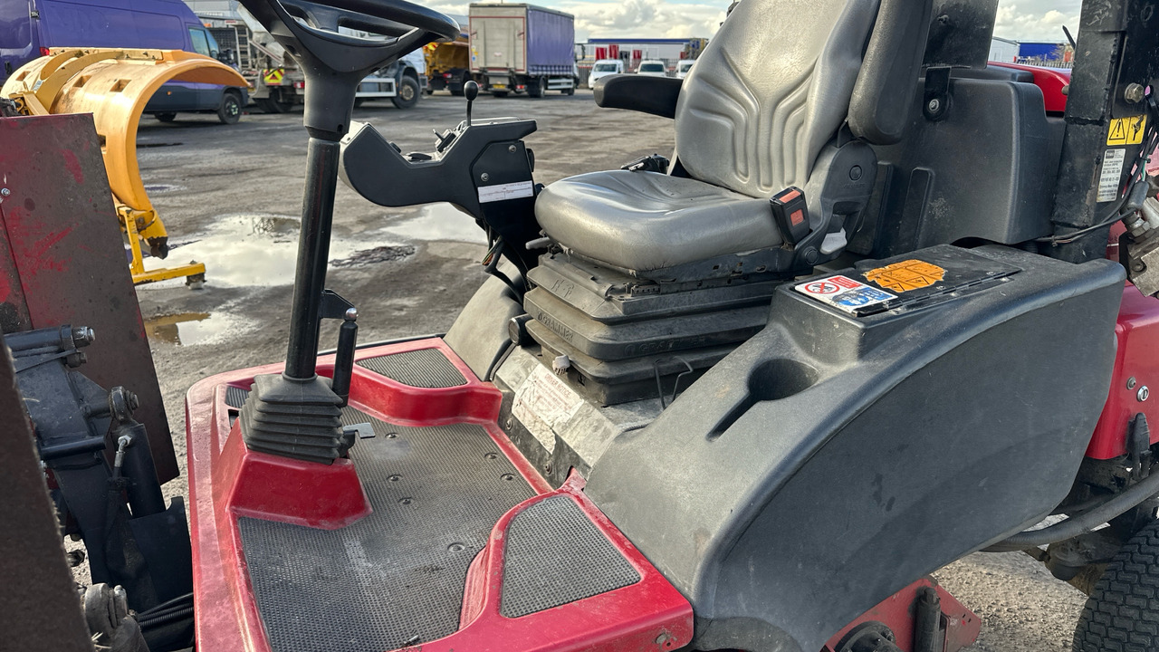 TORO LTF3000 - Garden mower: picture 5 TORO LTF3000 - Garden mower: picture 5