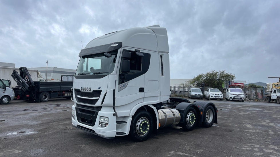 IVECO STRALIS NP 460 - Tractor unit: picture 2 IVECO STRALIS NP 460 - Tractor unit: picture 2