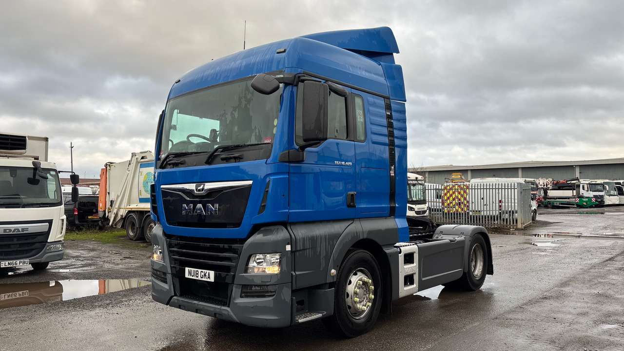 MAN TGX 18.420 - Tractor unit: picture 2 MAN TGX 18.420 - Tractor unit: picture 2