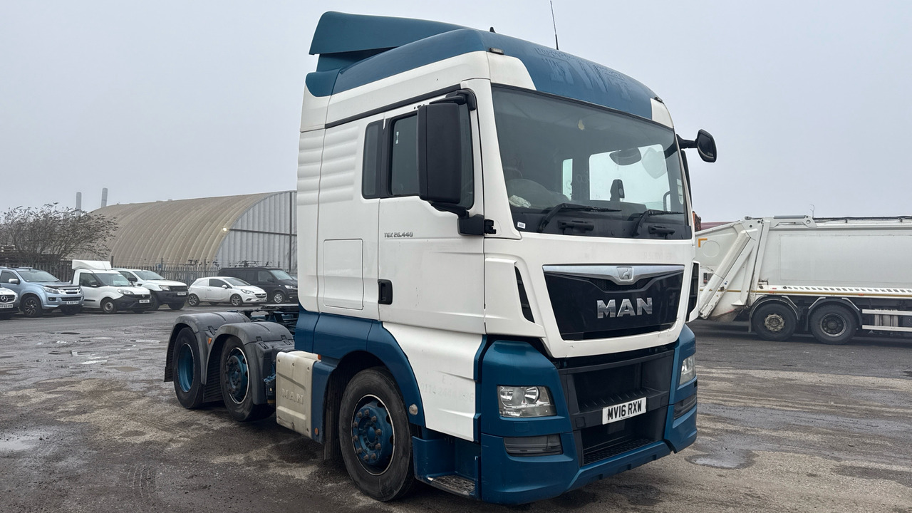 MAN TGX 26.440 - Tractor unit: picture 1 MAN TGX 26.440 - Tractor unit: picture 1
