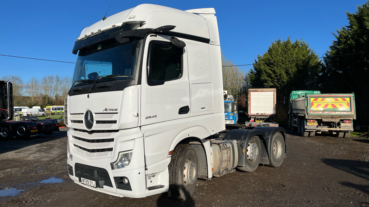 Mercedes-Benz Actros 2545 - Tractor unit: picture 2 Mercedes-Benz Actros 2545 - Tractor unit: picture 2