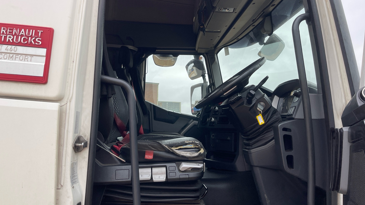 RENAULT T 460 - Tractor unit: picture 5 RENAULT T 460 - Tractor unit: picture 5
