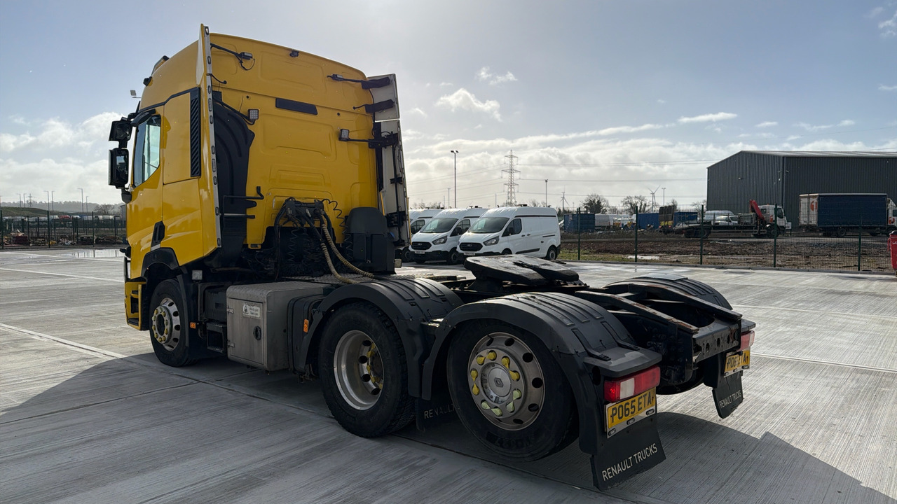 RENAULT T RANGE - Tractor unit: picture 3 RENAULT T RANGE - Tractor unit: picture 3