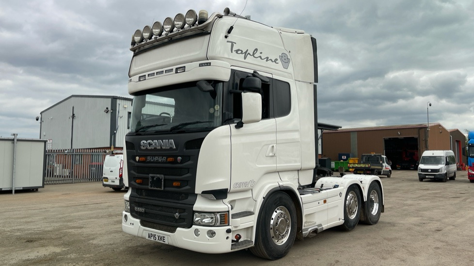 SCANIA R 580 V8 - Tractor unit: picture 1 SCANIA R 580 V8 - Tractor unit: picture 1