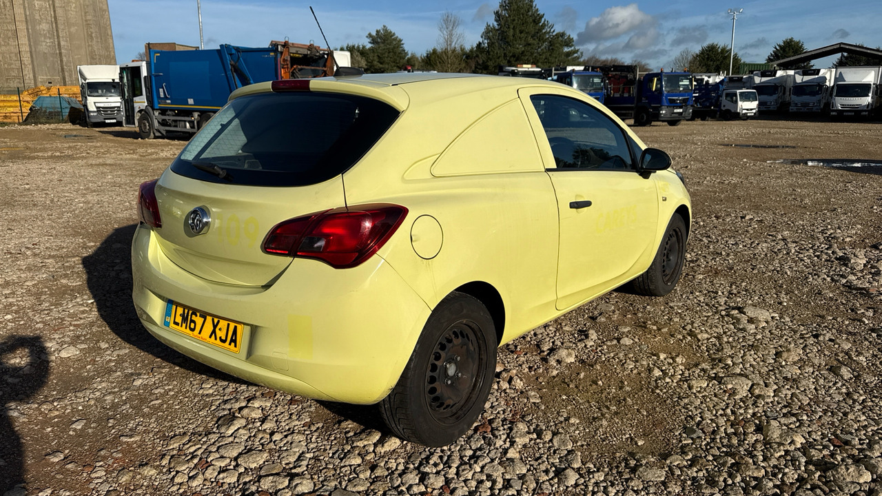 VAUXHALL CORSA 1.3 CDTI 16V - Car: picture 4 VAUXHALL CORSA 1.3 CDTI 16V - Car: picture 4