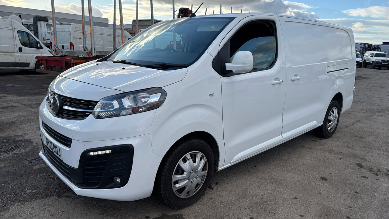 VAUXHALL VIVARO 2900 1.5d 100PS - Small van: picture 2 VAUXHALL VIVARO 2900 1.5d 100PS - Small van: picture 2