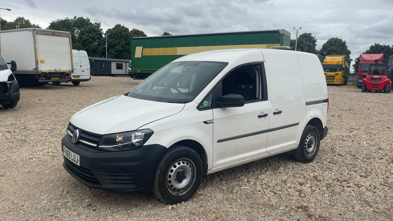 VOLKSWAGEN CADDY 2.0 TDI BLUEMOTION STARTLINE 102PS - Panel van: picture 2 VOLKSWAGEN CADDY 2.0 TDI BLUEMOTION STARTLINE 102PS - Panel van: picture 2