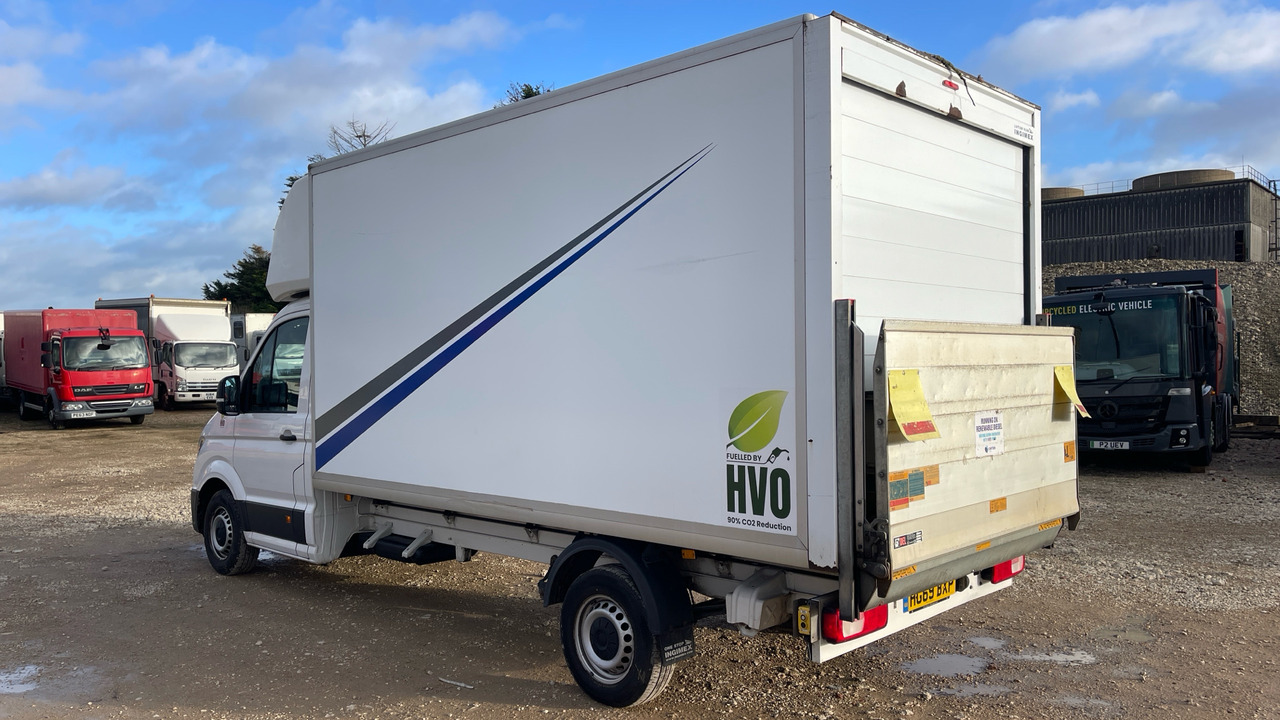 VOLKSWAGEN CRAFTER CR35 2.0 TDI 140PS - Box van: picture 3 VOLKSWAGEN CRAFTER CR35 2.0 TDI 140PS - Box van: picture 3