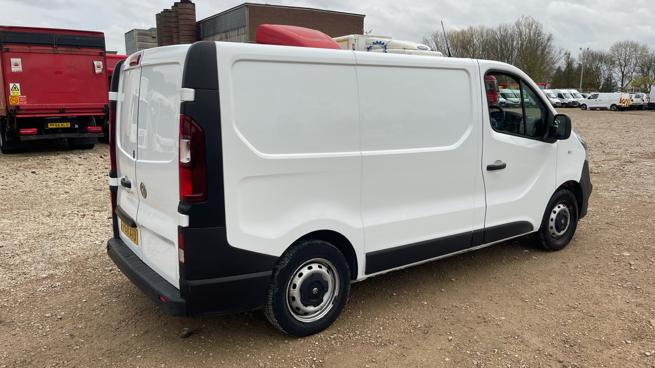 Vauxhall Vivaro 2700 1.6 CDTI 95PS - Small van: picture 4 Vauxhall Vivaro 2700 1.6 CDTI 95PS - Small van: picture 4