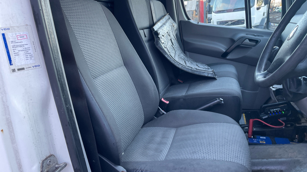 Volkswagen Crafter 50 PLUS 2.5 - Panel van: picture 5 Volkswagen Crafter 50 PLUS 2.5 - Panel van: picture 5