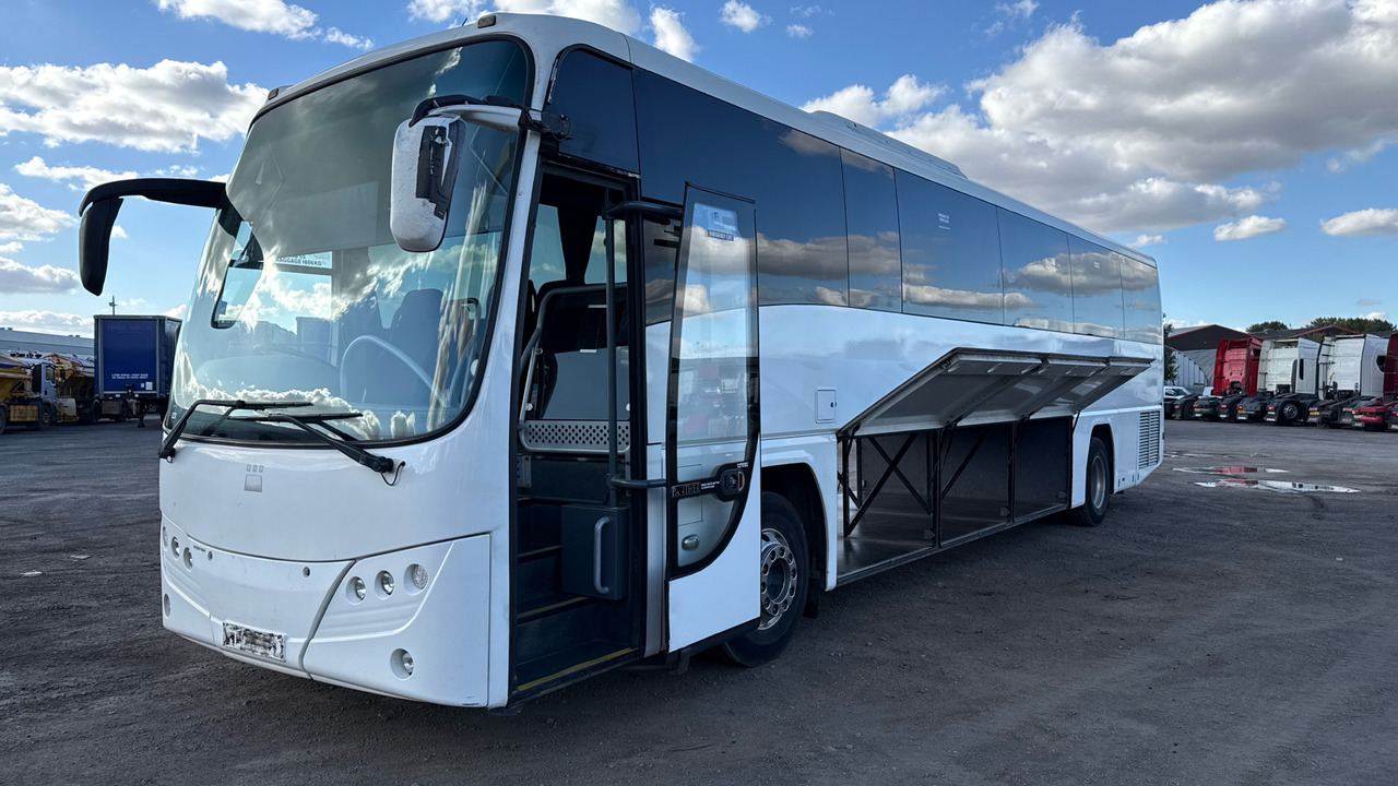 Volvo B9R PLAXTON PANTHER - Coach: picture 2 Volvo B9R PLAXTON PANTHER - Coach: picture 2