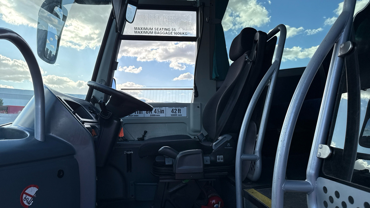 Volvo B9R PLAXTON PANTHER - Coach: picture 5 Volvo B9R PLAXTON PANTHER - Coach: picture 5