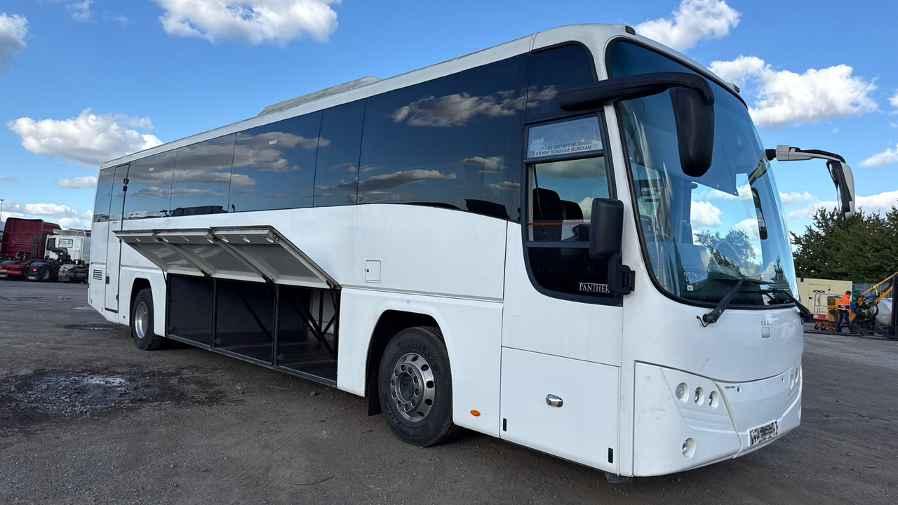 Volvo B9R PLAXTON PANTHER - Coach: picture 1 Volvo B9R PLAXTON PANTHER - Coach: picture 1