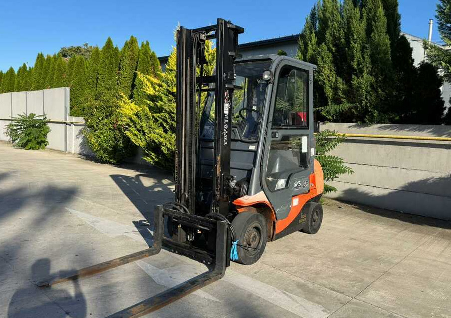 Toyota 7FGF25 - LPG forklift: picture 1 Toyota 7FGF25 - LPG forklift: picture 1