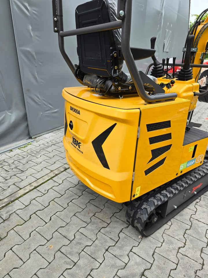 Berger Kraus BK900A Minikoparka Berger Kraus - Mini excavator: picture 3 Berger Kraus BK900A Minikoparka Berger Kraus - Mini excavator: picture 3