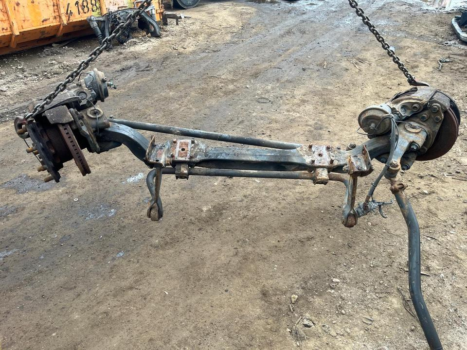 IVECO 7,5t 2003 Achse Vorderachse - Front axle for Truck: picture 2 IVECO 7,5t 2003 Achse Vorderachse - Front axle for Truck: picture 2