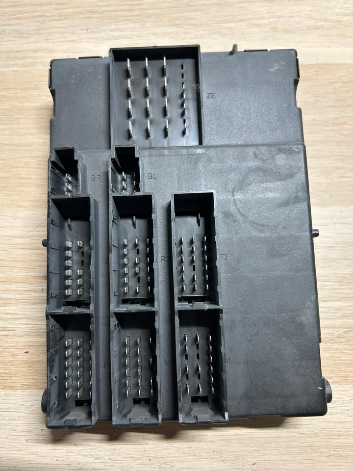 MAN EU6 WABCO Elektronik ZBR 2 Steuergerät 81.25806-7117 - ECU for Truck: picture 4 MAN EU6 WABCO Elektronik ZBR 2 Steuergerät 81.25806-7117 - ECU for Truck: picture 4