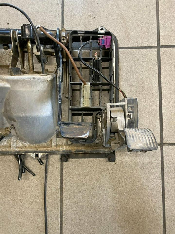 MAN TGA TGX Fußbremsventil Bremsventil 81.25970.6100 - Brake valve for Truck: picture 5 MAN TGA TGX Fußbremsventil Bremsventil 81.25970.6100 - Brake valve for Truck: picture 5