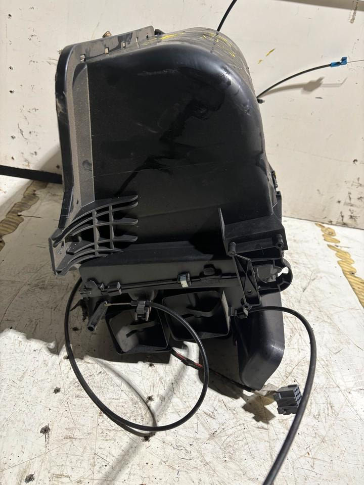 MAN TGL Innenraum Gebläse/Heizung 81.61900.6391 - Fan for Truck: picture 4 MAN TGL Innenraum Gebläse/Heizung 81.61900.6391 - Fan for Truck: picture 4