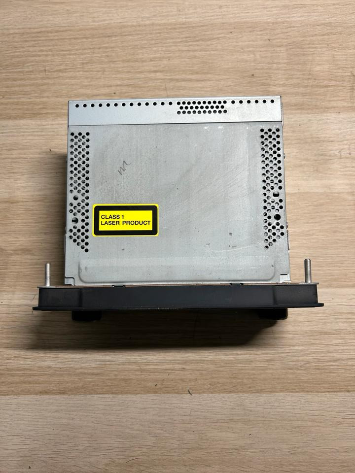 MAN TGS High Multimedia Radio 81.28101.6181 - Electrical system for Truck: picture 5 MAN TGS High Multimedia Radio 81.28101.6181 - Electrical system for Truck: picture 5