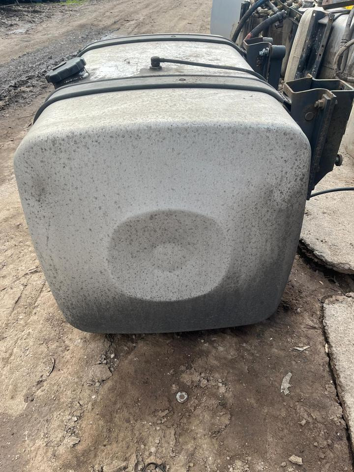 MAN TGX EU6 RN002 Dieseltank Tank Tankbehälter 460L - Fuel tank for Truck: picture 5 MAN TGX EU6 RN002 Dieseltank Tank Tankbehälter 460L - Fuel tank for Truck: picture 5