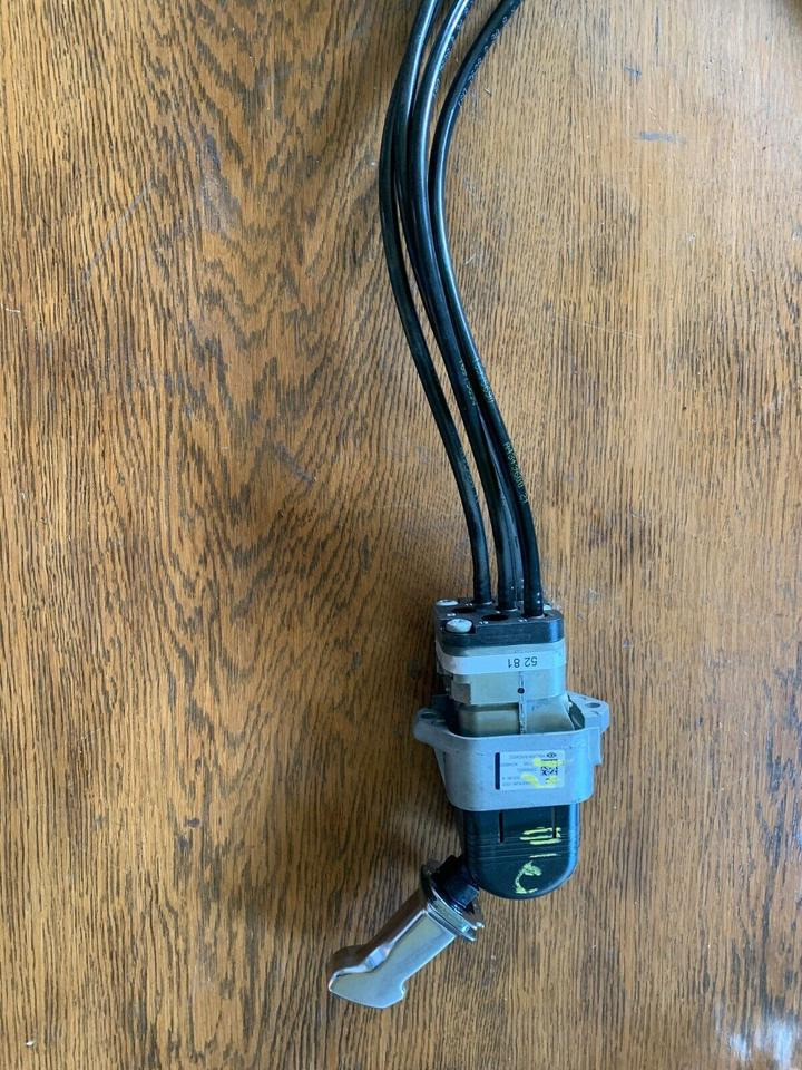 Mercedes Actros Handknorrbremse A 004 430 5281 - Gear stick for Truck: picture 3 Mercedes Actros Handknorrbremse A 004 430 5281 - Gear stick for Truck: picture 3