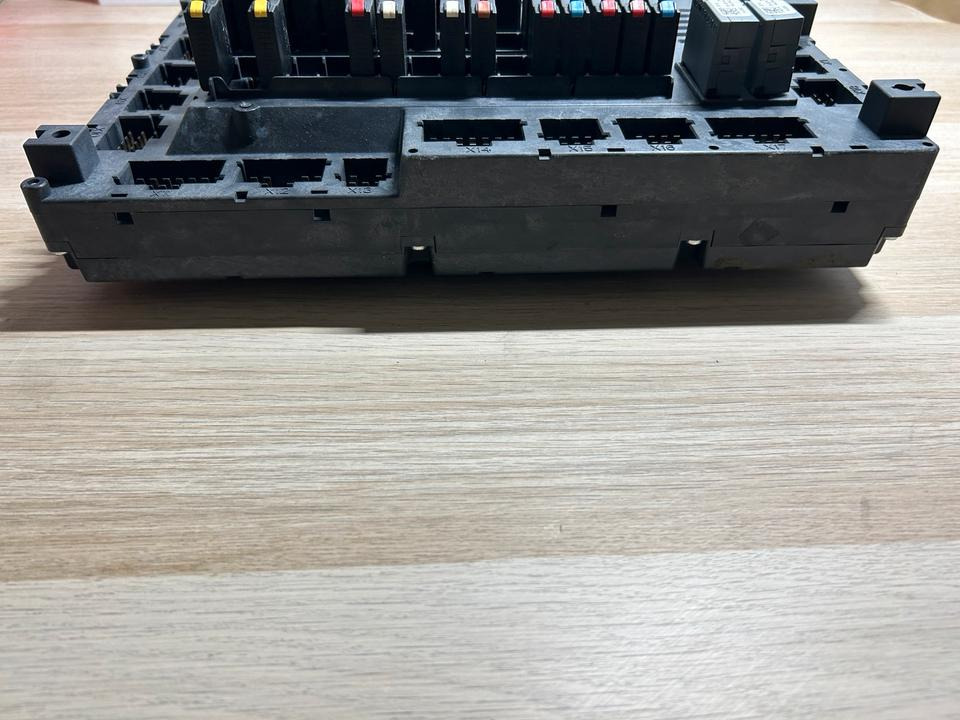 Mercedes Actros MP4 Continental Sicherungskasten A0014466158 - Fuse for Truck: picture 5 Mercedes Actros MP4 Continental Sicherungskasten A0014466158 - Fuse for Truck: picture 5