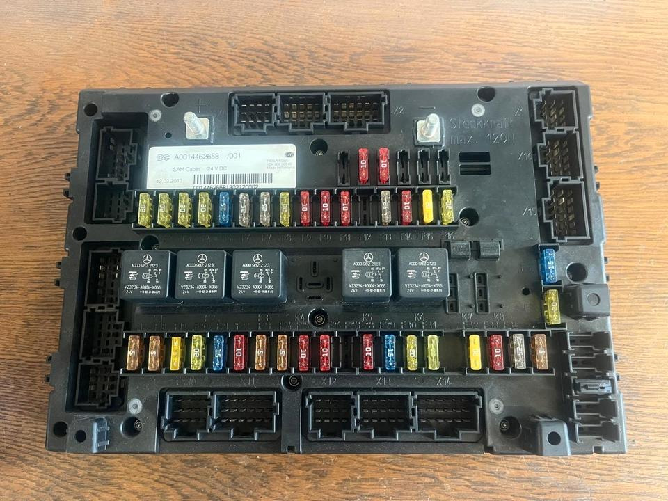 Mercedes Actros MP4 SAM Cabin Sicherungskasten A0014462658 - Fuse for Truck: picture 2 Mercedes Actros MP4 SAM Cabin Sicherungskasten A0014462658 - Fuse for Truck: picture 2