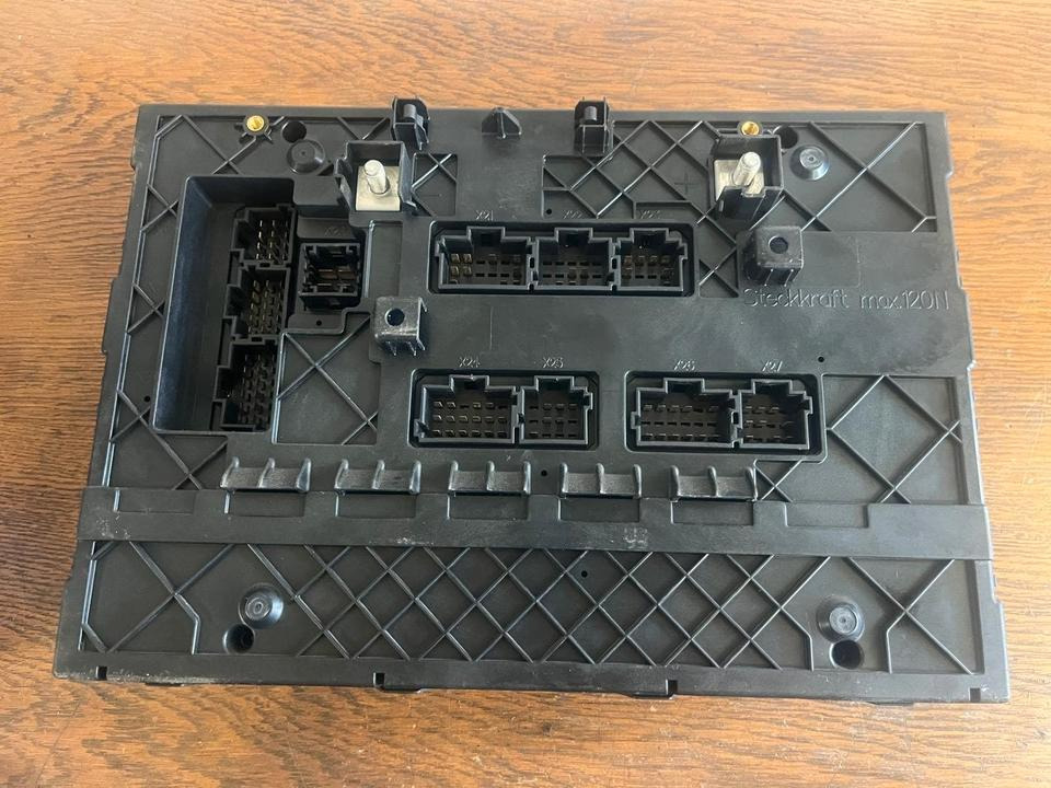 Mercedes Actros MP4 SAM Cabin Sicherungskasten A0014462658 - Fuse for Truck: picture 4 Mercedes Actros MP4 SAM Cabin Sicherungskasten A0014462658 - Fuse for Truck: picture 4