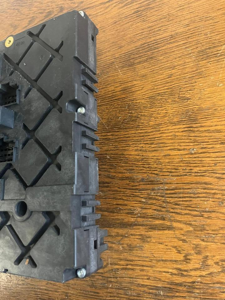 Mercedes Actros MP4 Single-SAM Sicherungskasten A0014463658 - Fuse for Truck: picture 5 Mercedes Actros MP4 Single-SAM Sicherungskasten A0014463658 - Fuse for Truck: picture 5