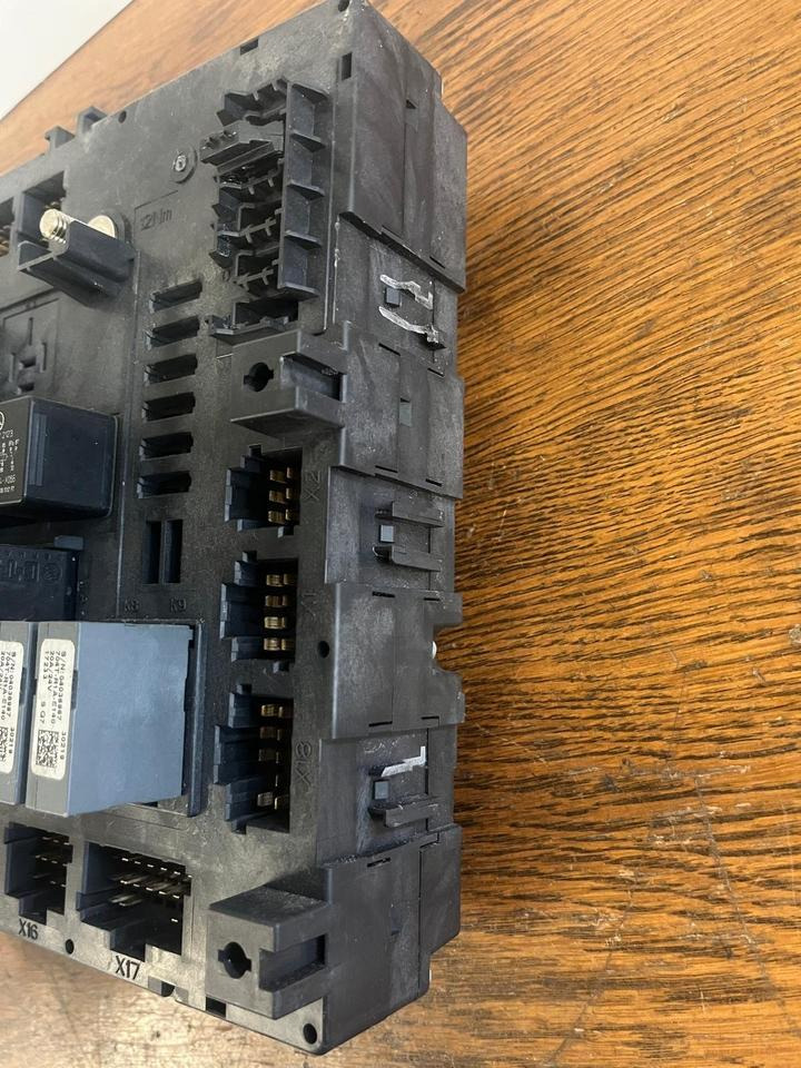 Mercedes Actros MP4 Single-SAM Sicherungskasten A0014467658 - Fuse for Truck: picture 5 Mercedes Actros MP4 Single-SAM Sicherungskasten A0014467658 - Fuse for Truck: picture 5