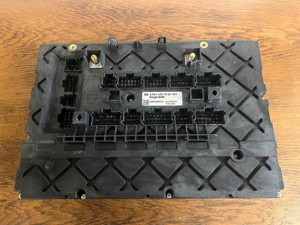 Mercedes Actros MP4 Single-SAM Sicherungskasten A0014467658 - Fuse for Truck: picture 4 Mercedes Actros MP4 Single-SAM Sicherungskasten A0014467658 - Fuse for Truck: picture 4