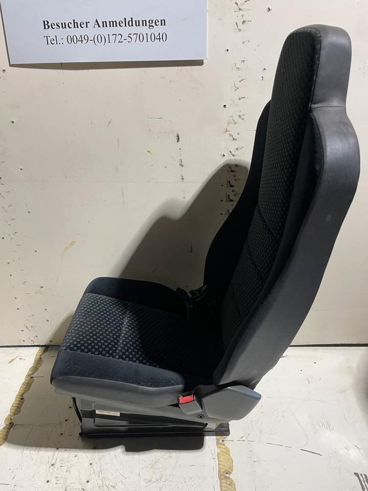 Mercedes Atego 3 Beifahrersitz - Seat for Truck: picture 2 Mercedes Atego 3 Beifahrersitz - Seat for Truck: picture 2