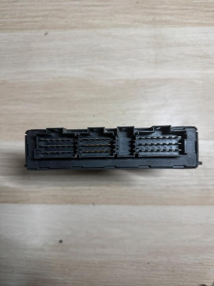 SCANIA OPC 4 Steuergerät 1754709 - ECU for Truck: picture 4 SCANIA OPC 4 Steuergerät 1754709 - ECU for Truck: picture 4