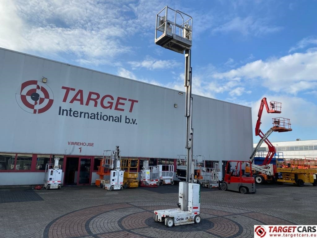 Vertical mast lift Genie GR-20 RunAbout Electric Vertical Mast Lift 802cm: picture 6 Vertical mast lift Genie GR-20 RunAbout Electric Vertical Mast Lift 802cm: picture 6