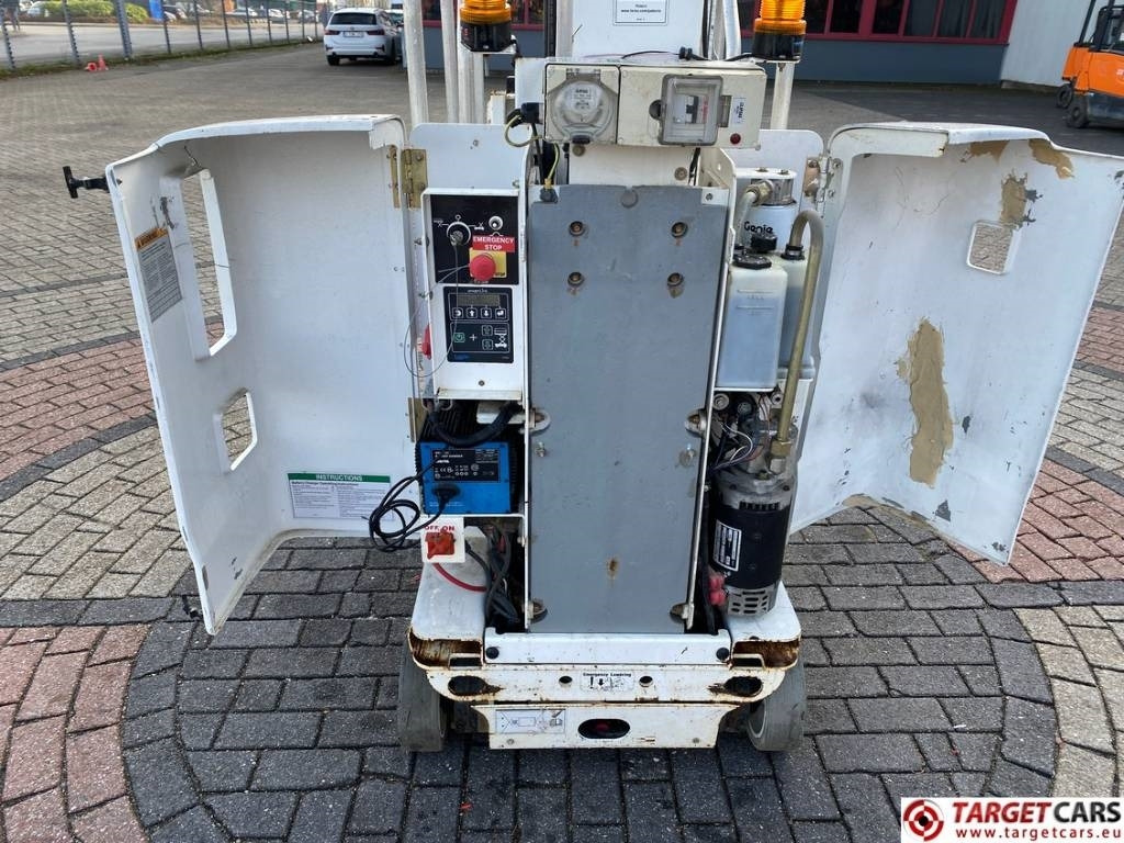 Vertical mast lift Genie GR-20 RunAbout Electric Vertical Mast Lift 802cm: picture 13 Vertical mast lift Genie GR-20 RunAbout Electric Vertical Mast Lift 802cm: picture 13