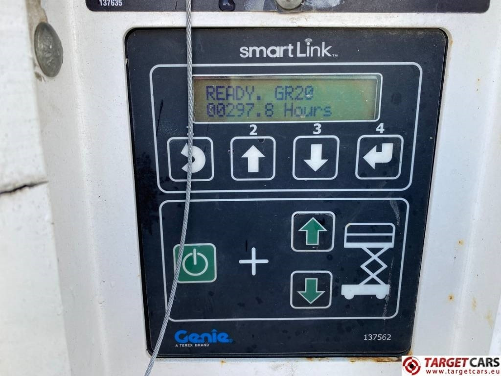 Vertical mast lift Genie GR-20 RunAbout Electric Vertical Mast Lift 802cm: picture 12 Vertical mast lift Genie GR-20 RunAbout Electric Vertical Mast Lift 802cm: picture 12