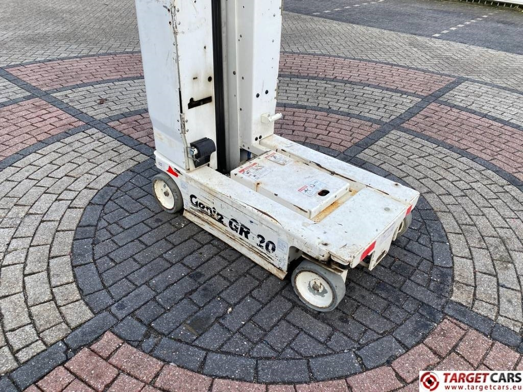 Vertical mast lift Genie GR-20 RunAbout Electric Vertical Mast Lift 802cm: picture 17 Vertical mast lift Genie GR-20 RunAbout Electric Vertical Mast Lift 802cm: picture 17