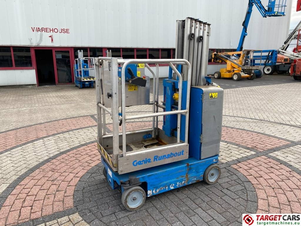 Genie GR-20 Runabout El Vertical Mast Work Lift 802cm - Vertical mast lift: picture 1 Genie GR-20 Runabout El Vertical Mast Work Lift 802cm - Vertical mast lift: picture 1