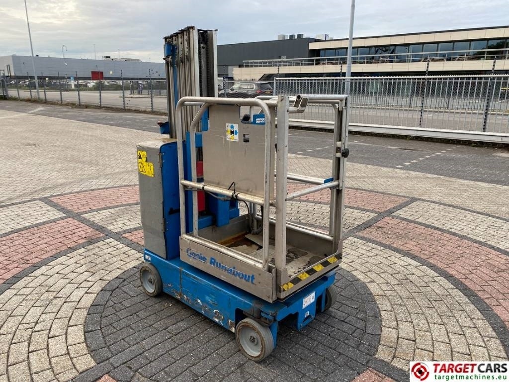 Genie GR-20 Runabout El Vertical Mast Work Lift 802cm - Vertical mast lift: picture 2 Genie GR-20 Runabout El Vertical Mast Work Lift 802cm - Vertical mast lift: picture 2