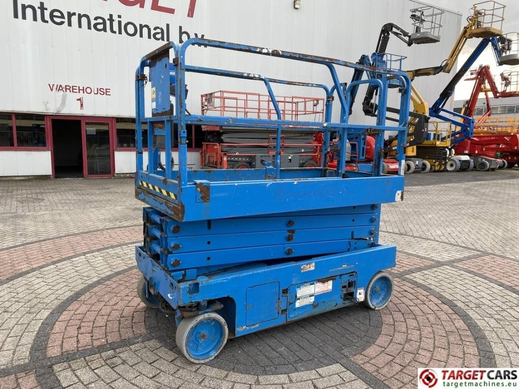 Genie GS-2646 Electric 2646 Scissor Work Lift 992cm - Scissor lift: picture 1 Genie GS-2646 Electric 2646 Scissor Work Lift 992cm - Scissor lift: picture 1