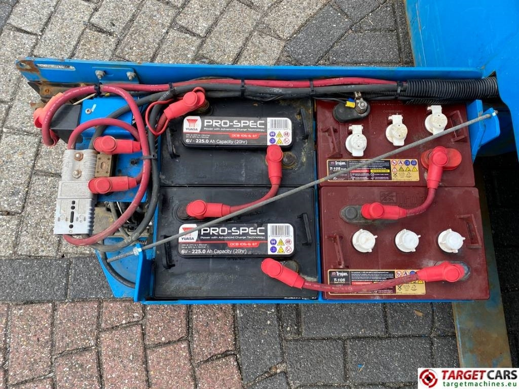 Scissor lift Genie GS-3246 Electric Scissor Work Lift 1175cm: picture 13 Scissor lift Genie GS-3246 Electric Scissor Work Lift 1175cm: picture 13