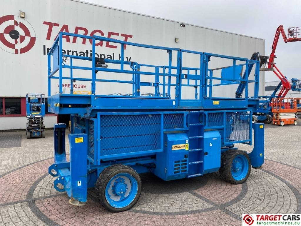 Genie GS-4390 RT Diesel 4x4 Scissor Work Lift 1511cm - Scissor lift: picture 1 Genie GS-4390 RT Diesel 4x4 Scissor Work Lift 1511cm - Scissor lift: picture 1